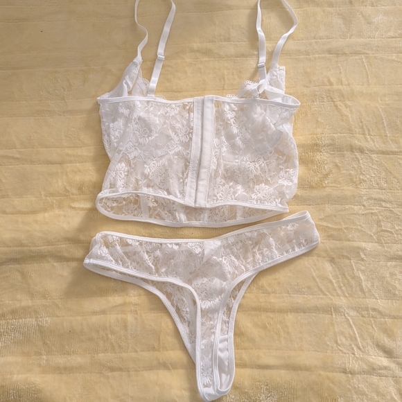 Pick 2 For $20 - White Lace Lingerie Set - S/S - Picture 2 of 3